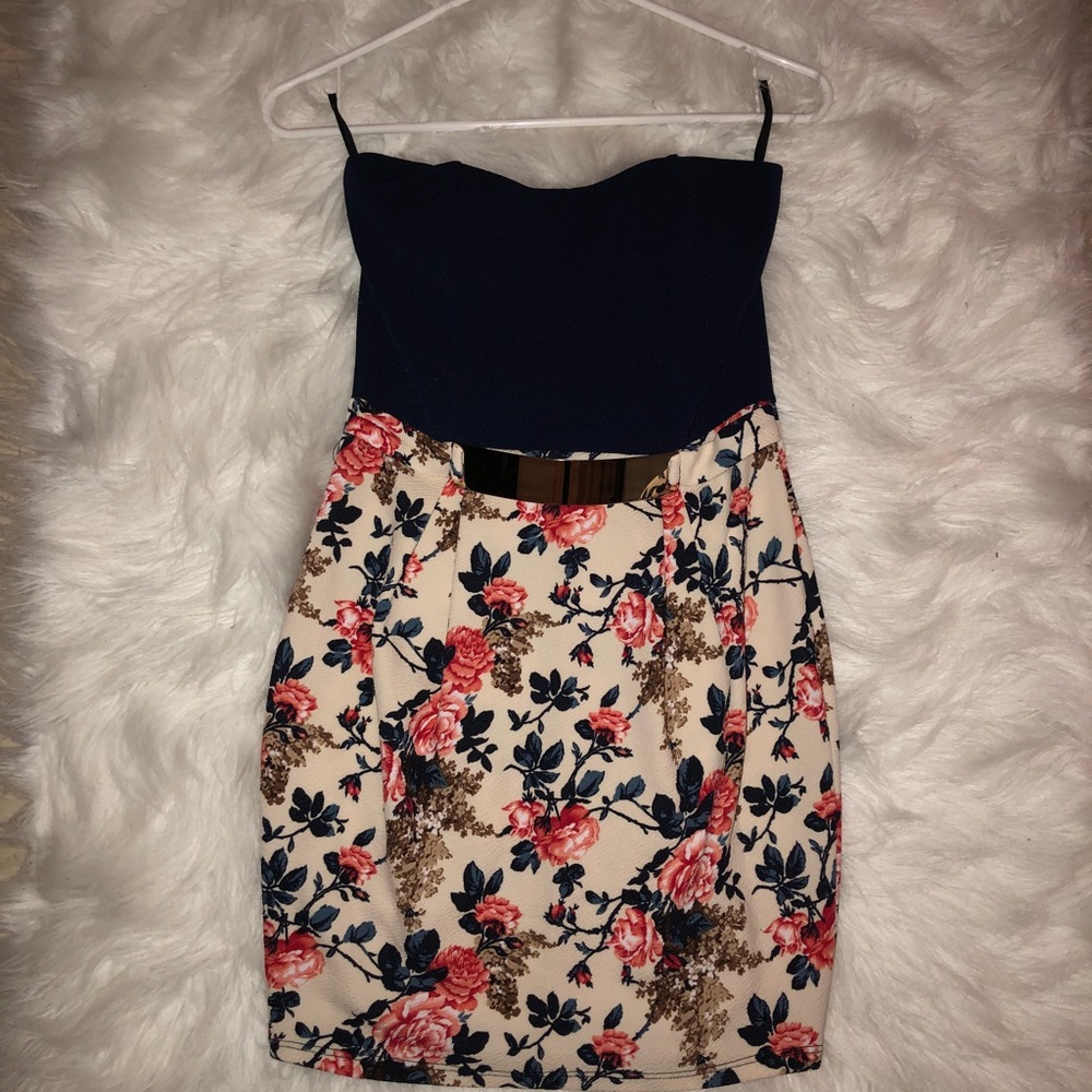 Slim fitted dress